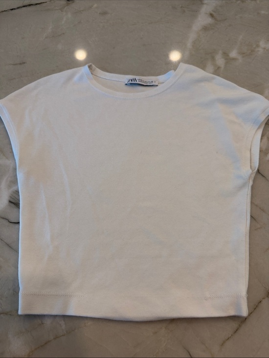 Zara Tops - Zara White Short Sleeve Boxy Tee